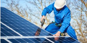 Installation Maintenance Panneaux Solaires Photovoltaïques à Dampierre-en-Montagne